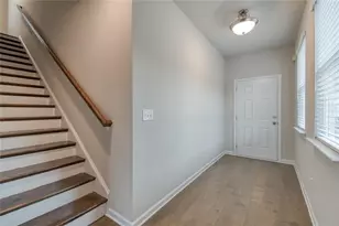 662 Ellis Spg Wy, Lawrenceville, GA 30045 - Photo 5