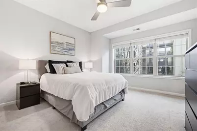 629 Broadview Place NE, Atlanta, GA 30324 - Photo 11