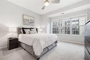 629 Broadview Pl NE, Atlanta, GA 30324 - Photo 11