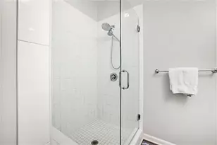 629 Broadview Pl NE, Atlanta, GA 30324 - Photo 13