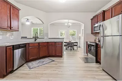 5497 Union Hill Court, Union City, GA 30291 - Photo 7