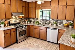 1288 Lakewood Dr, Conyers, GA 30013 - Photo 9
