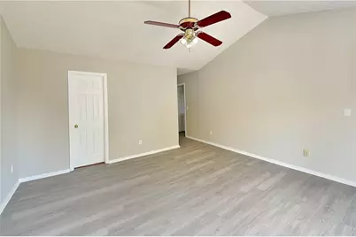 7185 Lone Oak Way, Lithonia, GA 30058 - Photo 13