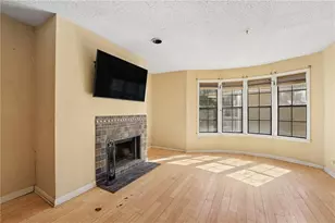 1050 Piedmont Ave NE, Atlanta, GA 30309 - Photo 11