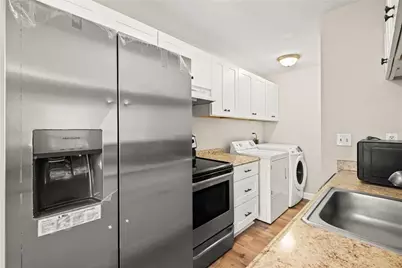 1330 Surrey Lane SW, Marietta, GA 30008 - Photo 7