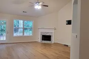 613 Mattie Farm Pl, Lawrenceville, GA 30045 - Photo 3