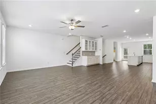 623 Oak Blf Dr, Cumming, GA 30040 - Photo 15