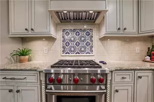 400 Hunters Glen Ct, Atlanta, GA 30328 - Photo 19