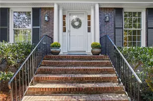 400 Hunters Glen Ct, Atlanta, GA 30328 - Photo 11