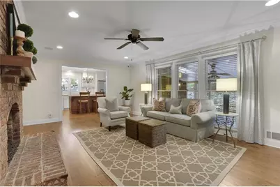 400 Hunters Glen Court, Atlanta, GA 30328 - Photo 3