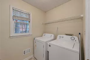 3381 Longfield Dr, Snellville, GA 30039 - Photo 9