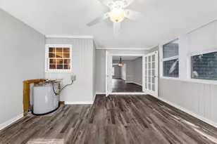 105 Adrian Pl NW, Atlanta, GA 30327 - Photo 17