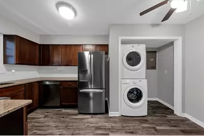 105 Adrian Place NW, Atlanta, GA 30327 - Photo 11