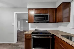 105 Adrian Pl NW, Atlanta, GA 30327 - Photo 13