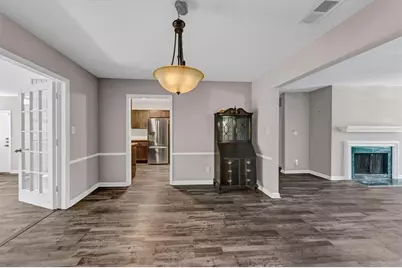 105 Adrian Place NW, Atlanta, GA 30327 - Photo 9