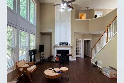 609 Glen Creek Way, Buford, GA 30518 - Photo 7