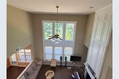 609 Glen Creek Way, Buford, GA 30518 - Photo 15
