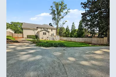 1886 Briarlake Circle, Decatur, GA 30033 - Photo 39