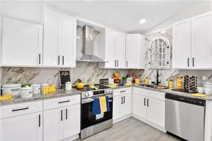 5905 Wellborn Trail, Lithonia, GA 30058 - Photo 15