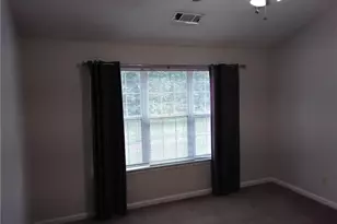 914 Tree Creek Blvd, Lawrenceville, GA 30043 - Photo 9