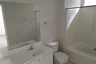 914 Tree Creek Blvd, Lawrenceville, GA 30043 - Photo 13