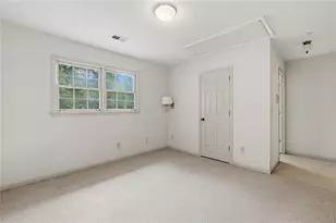 1726 W Point Cir, Marietta, GA 30068 - Photo 21