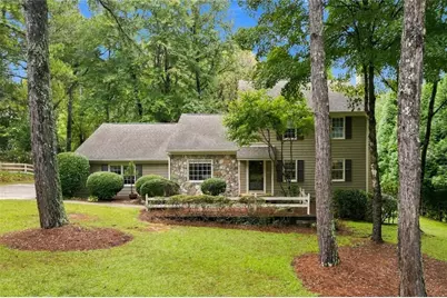 1726 W Point Circle, Marietta, GA 30068 - Photo 1