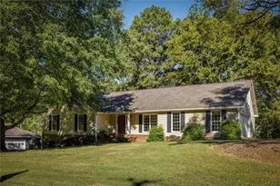 5011 Stones Crossing Dr SW, Lilburn, GA 30047 - Photo 39