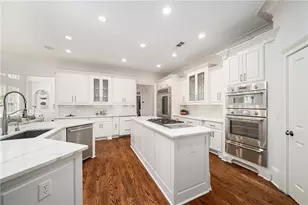 135 Foxhollow Tr, Milton, GA 30004 - Photo 17