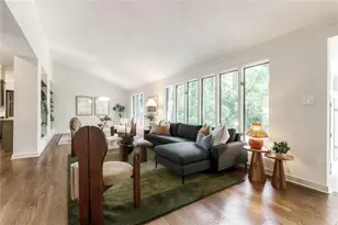 922 Barton Woods Rd NE, Atlanta, GA 30307 - Photo 15