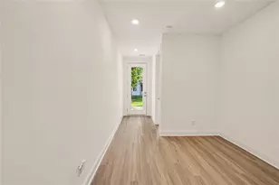 409 Burgundy Wy, Woodstock, GA 30188 - Photo 11