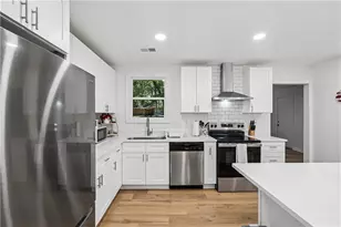 569 Yancey Dr, Forest Park, GA 30297 - Photo 7