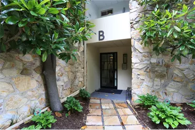 2632 Peachtree Road NW #302B, Atlanta, GA 30305 - Photo 15