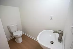 210 Parkgreen Rd, Lawrenceville, GA 30044 - Photo 15