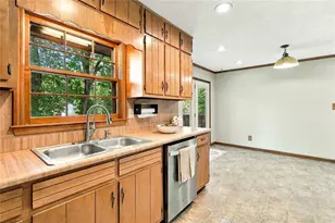 1750 Sundale Dr, Lawrenceville, GA 30046 - Photo 11