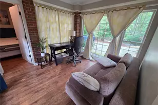 943 Barton Woods Rd NE, Atlanta, GA 30307 - Photo 3