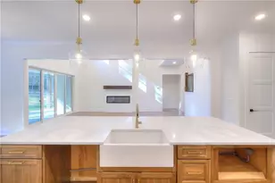299 Claiborne Way, Monroe, GA 30655 - Photo 9