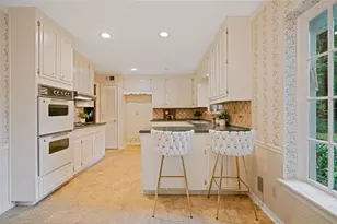260 Burdette Rd NW, Sandy Springs, GA 30327 - Photo 19