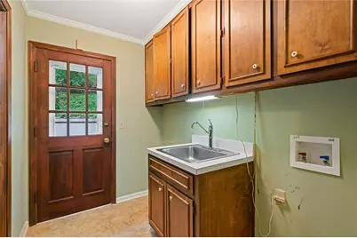 260 Burdette Road NW, Sandy Springs, GA 30327 - Photo 45