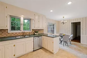 260 Burdette Rd NW, Sandy Springs, GA 30327 - Photo 21