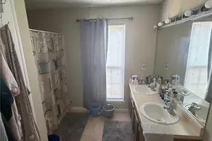 6568 Eastbriar Dr, Lithonia, GA 30058 - Photo 5