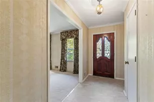 313 Nancy Ct SW, Lilburn, GA 30047 - Photo 7
