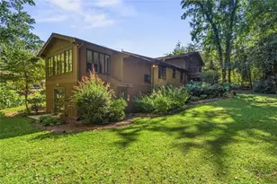313 Nancy Ct SW, Lilburn, GA 30047 - Photo 35