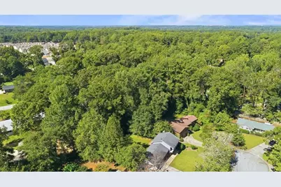 313 Nancy Court SW, Lilburn, GA 30047 - Photo 5