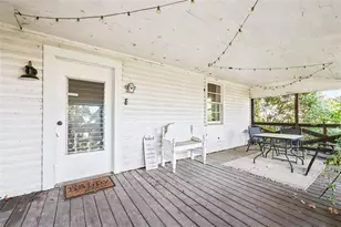 95 Hood St, Commerce, GA 30529 - Photo 3