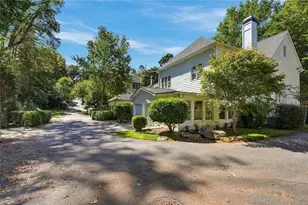 1426 Hedgewood Ln NW, Kennesaw, GA 30152 - Photo 3