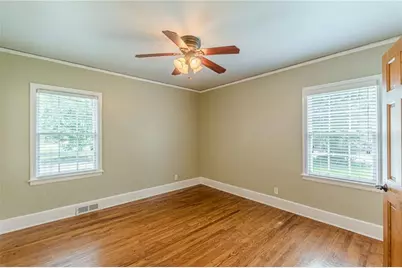2367 Ridgeway Avenue, College Park, GA 30337 - Photo 37