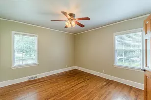 2367 Ridgeway Ave, College Park, GA 30337 - Photo 37
