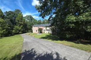 10 Club Ct, Alpharetta, GA 30005 - Photo 13