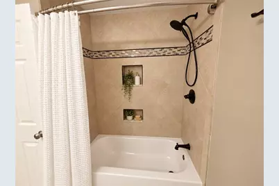 3205 Flamingo Drive, East Point, GA 30344 - Photo 13